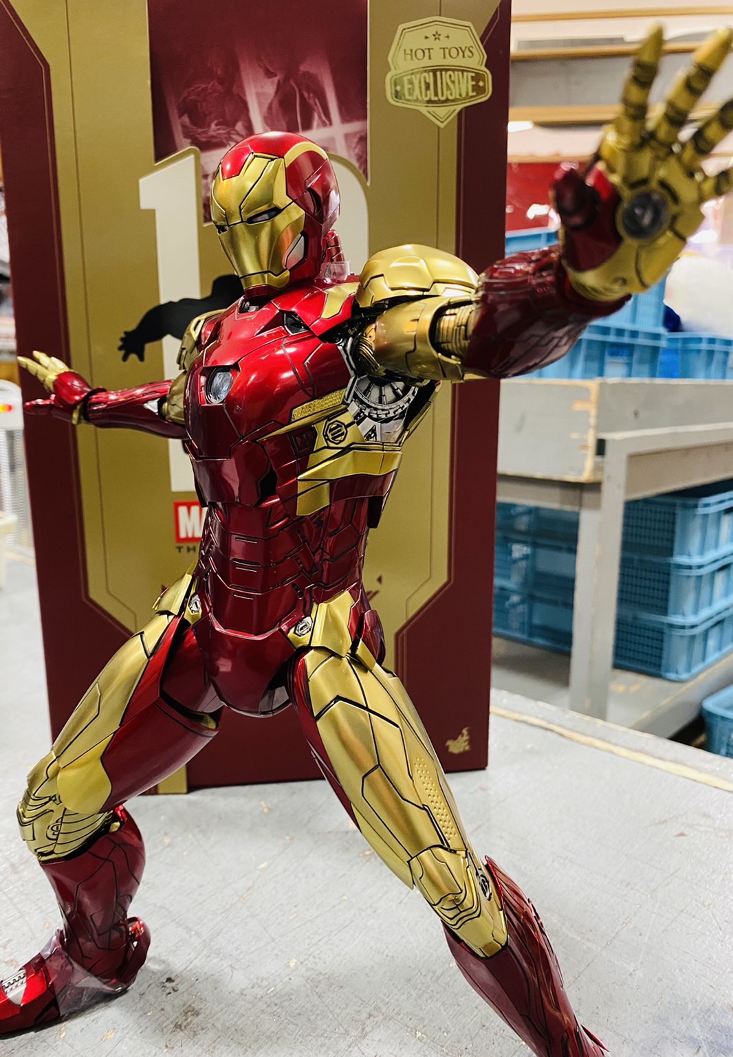 ホットトイズ アイアンマン コンセプトアート版 アベンジャーズ